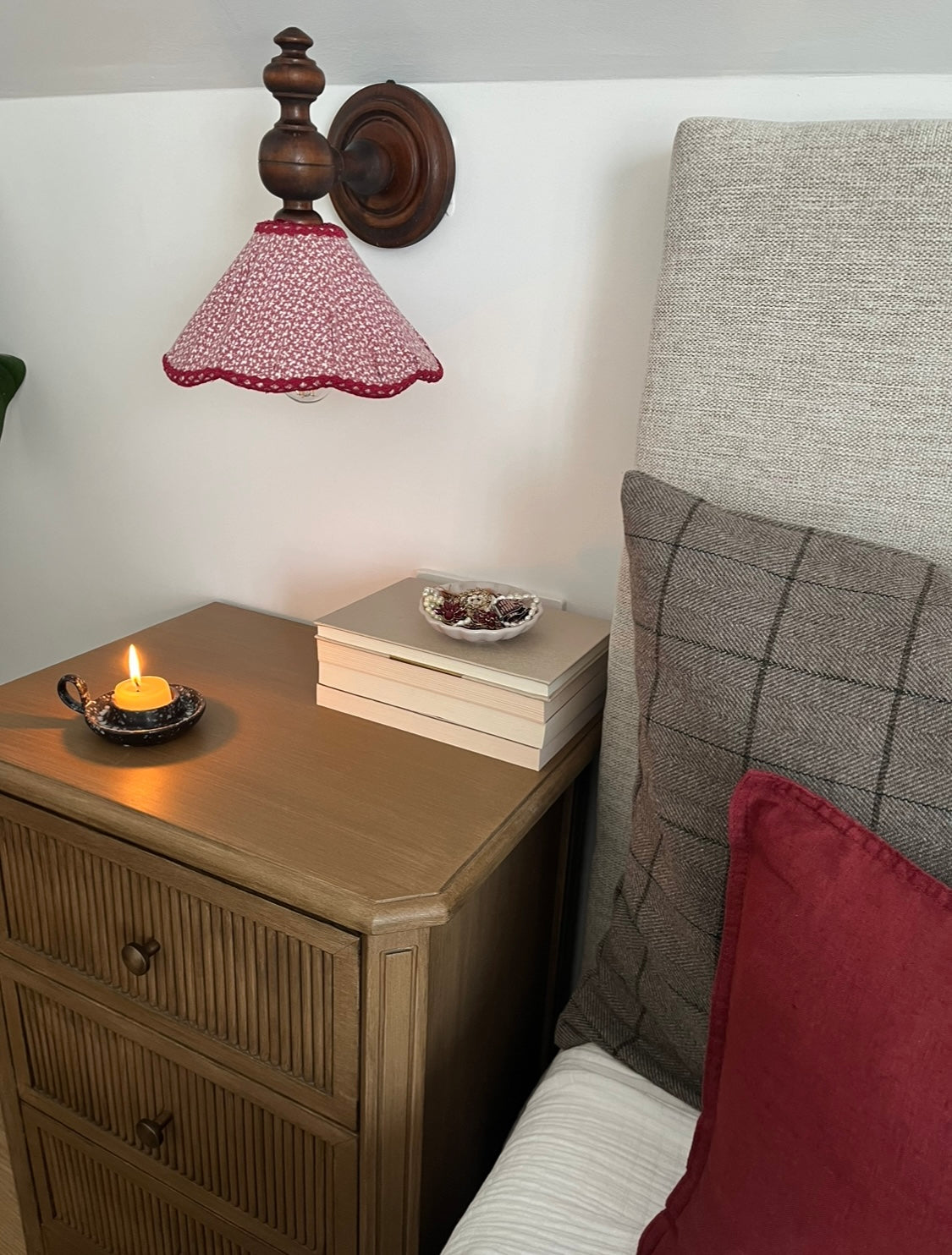 Burgundy Bloom — komplet (kinkiet vintage z ręcznie szytym abażurem)